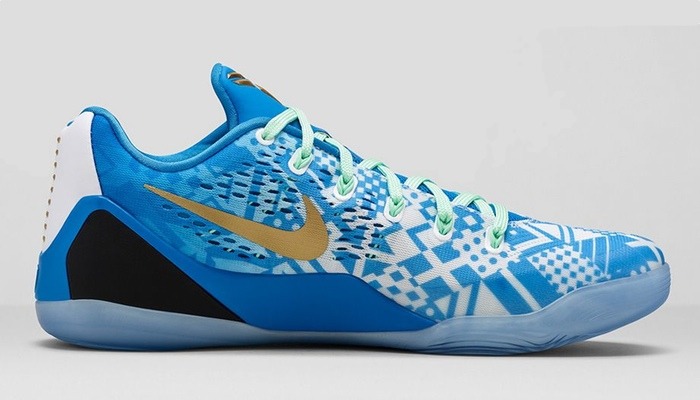 Kobe 9 EM Hyper Cobalt