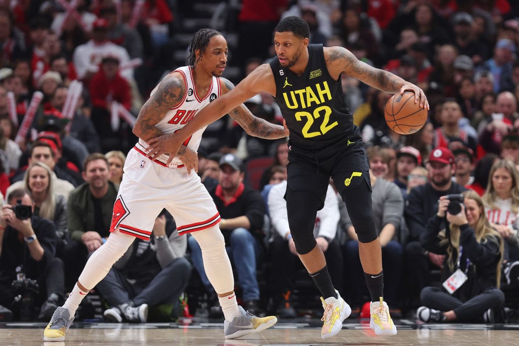 bucks dominieren giannis uberragt im entscheidenden spiel
