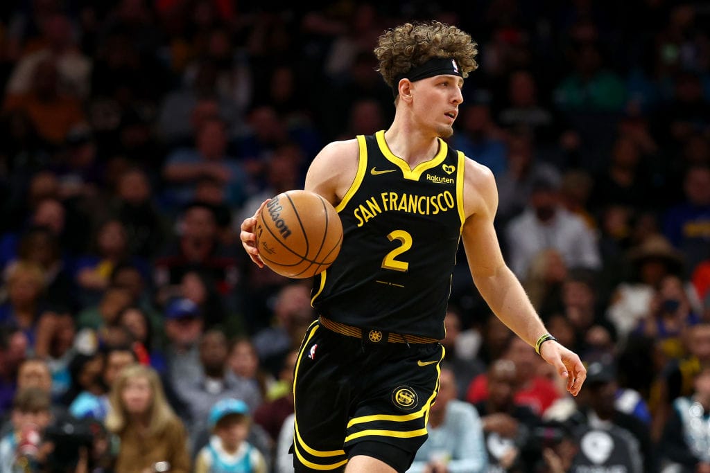 curry gl anzt warriors sichern playoff sieg