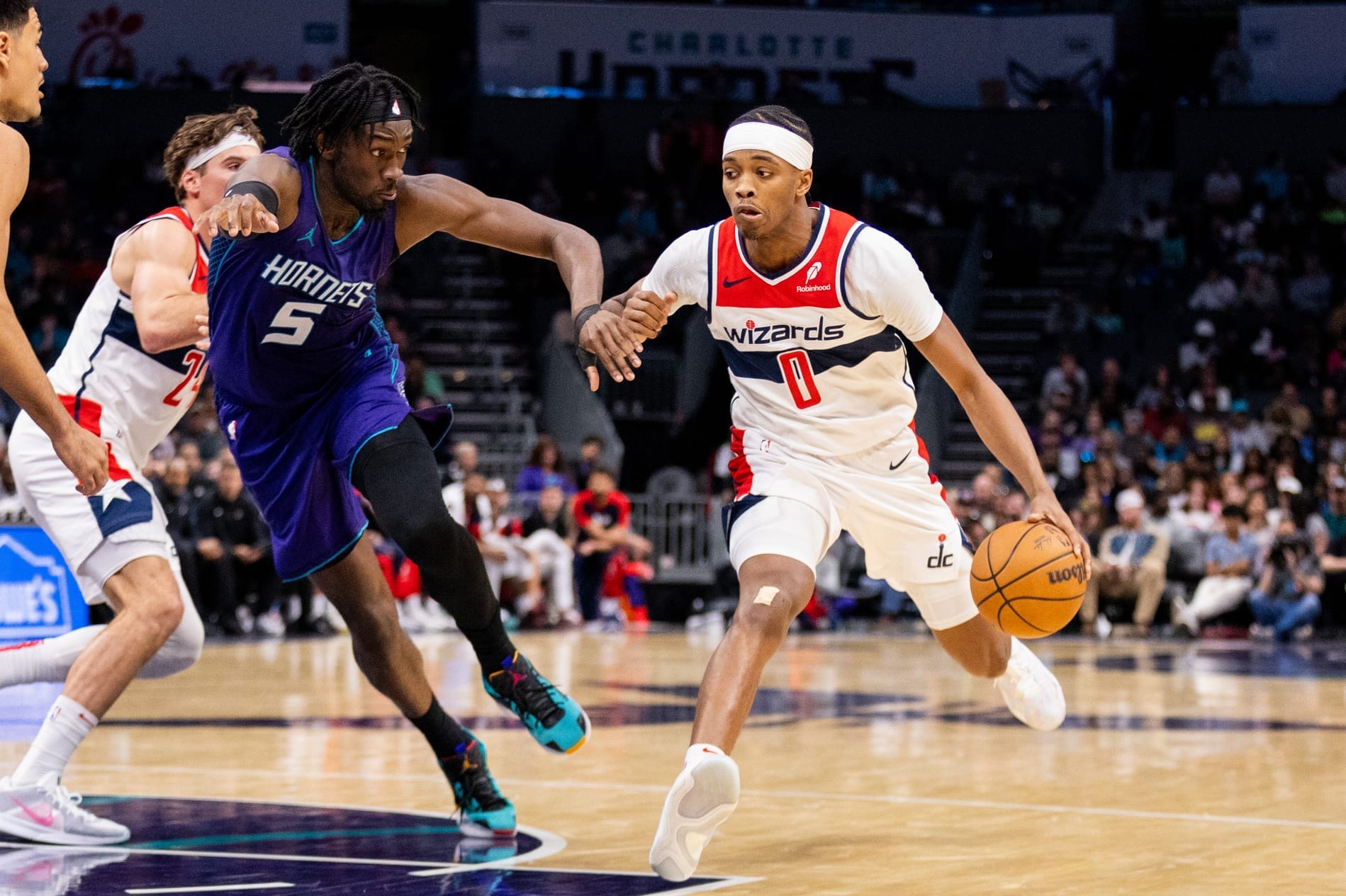 lakers gewinnen overtime duell gegen warriors