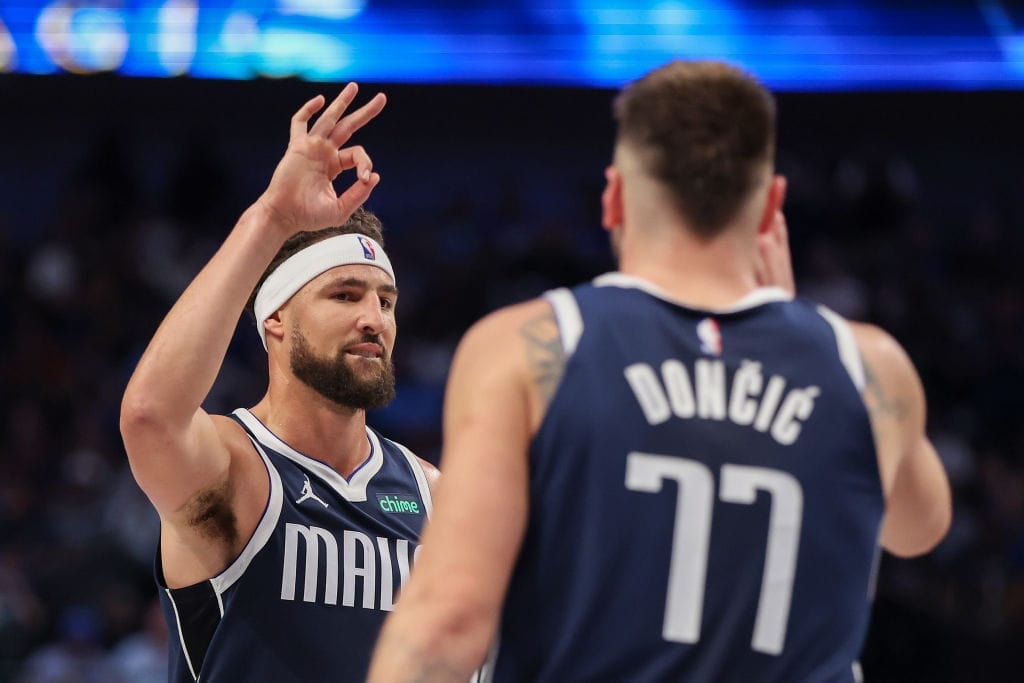 lakers schlagen heat knapp in packendem ausw artssieg