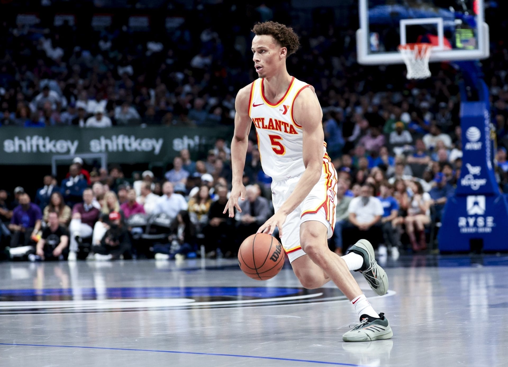 lakers sichern sich dramatischen sieg