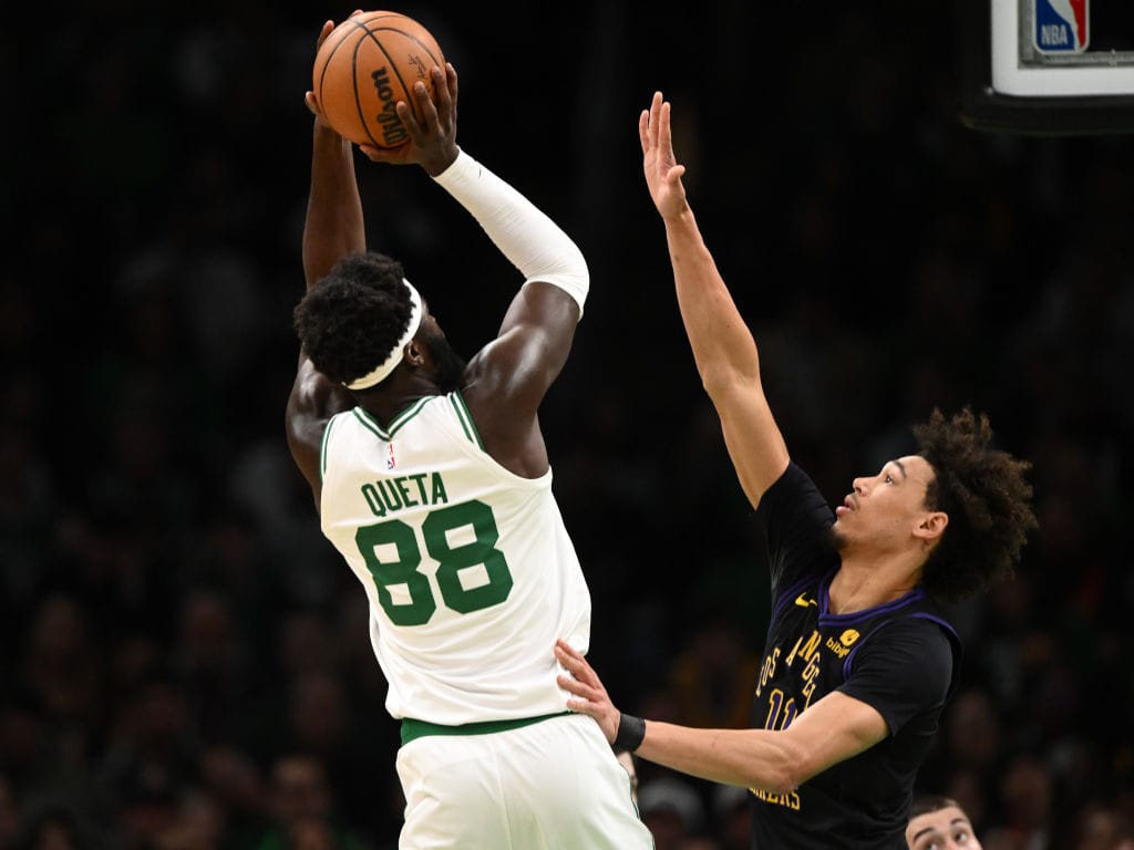lebron f uhrt lakers zum sieg uber celtics 2