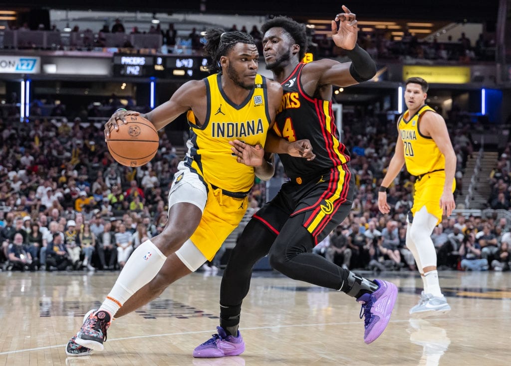lebron f uhrt lakers zum triple double sieg uber warriors