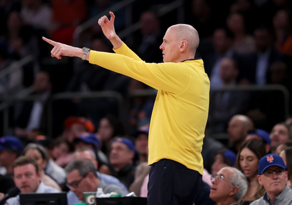 warriors bezwingen lakers in letzter sekunde