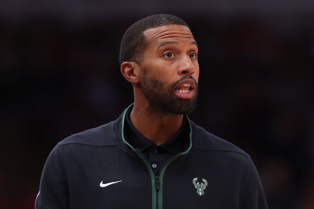 warriors schocken lakers in letzter sekunde