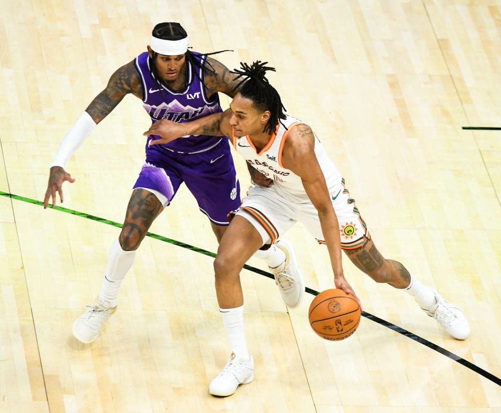 warriors st urmen an currys seite zum dramatischen sieg