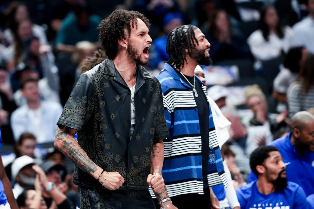 warriors st urmen triumphal nach vorn