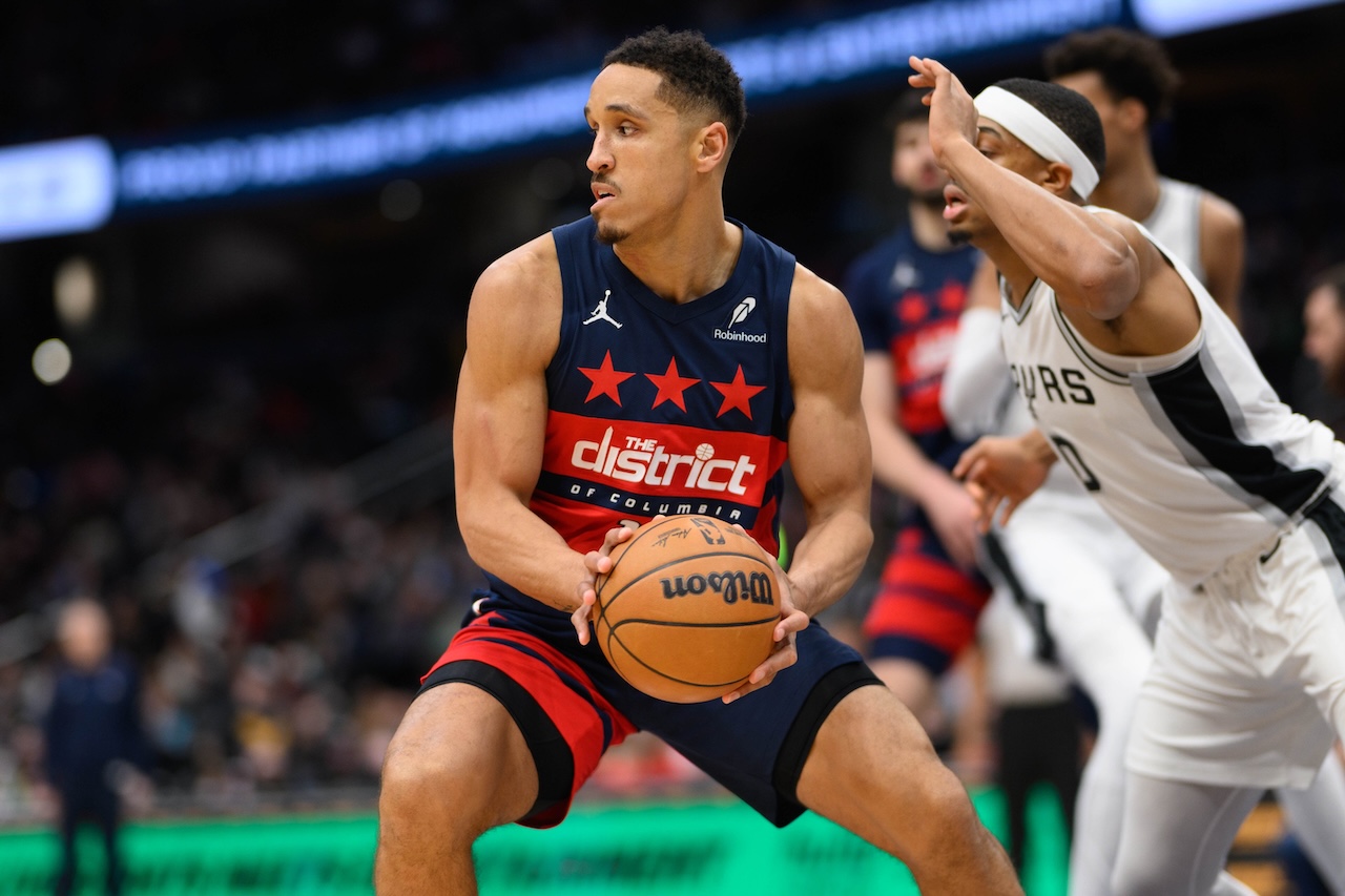 lakers dominieren warriors im hart umk ampften duell