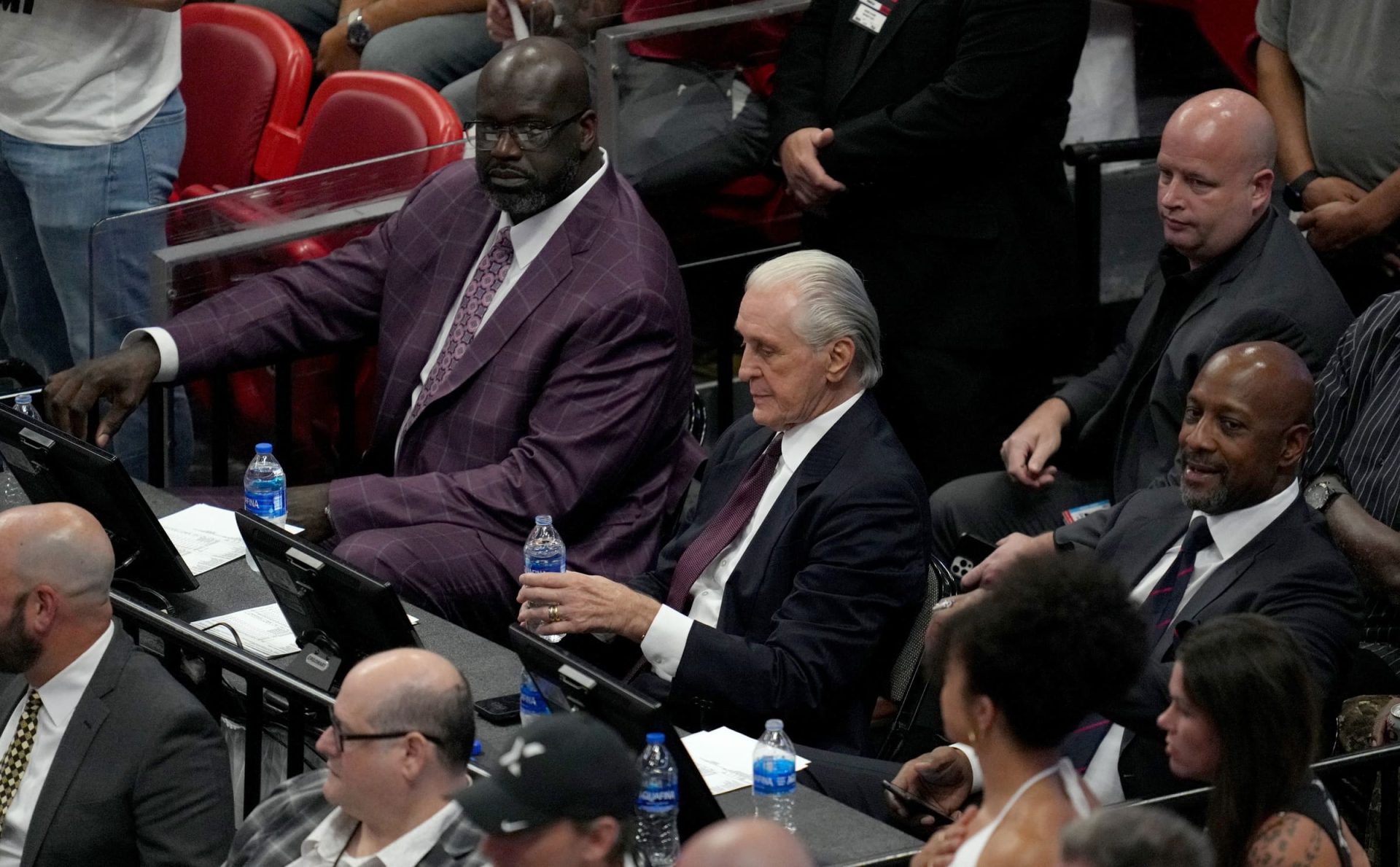 lakers verslaan warriors in rivaliteitsduel