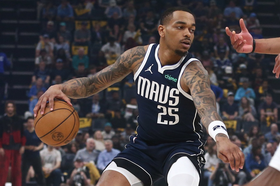 lebron leidt lakers naar cruciale thuiszege 1