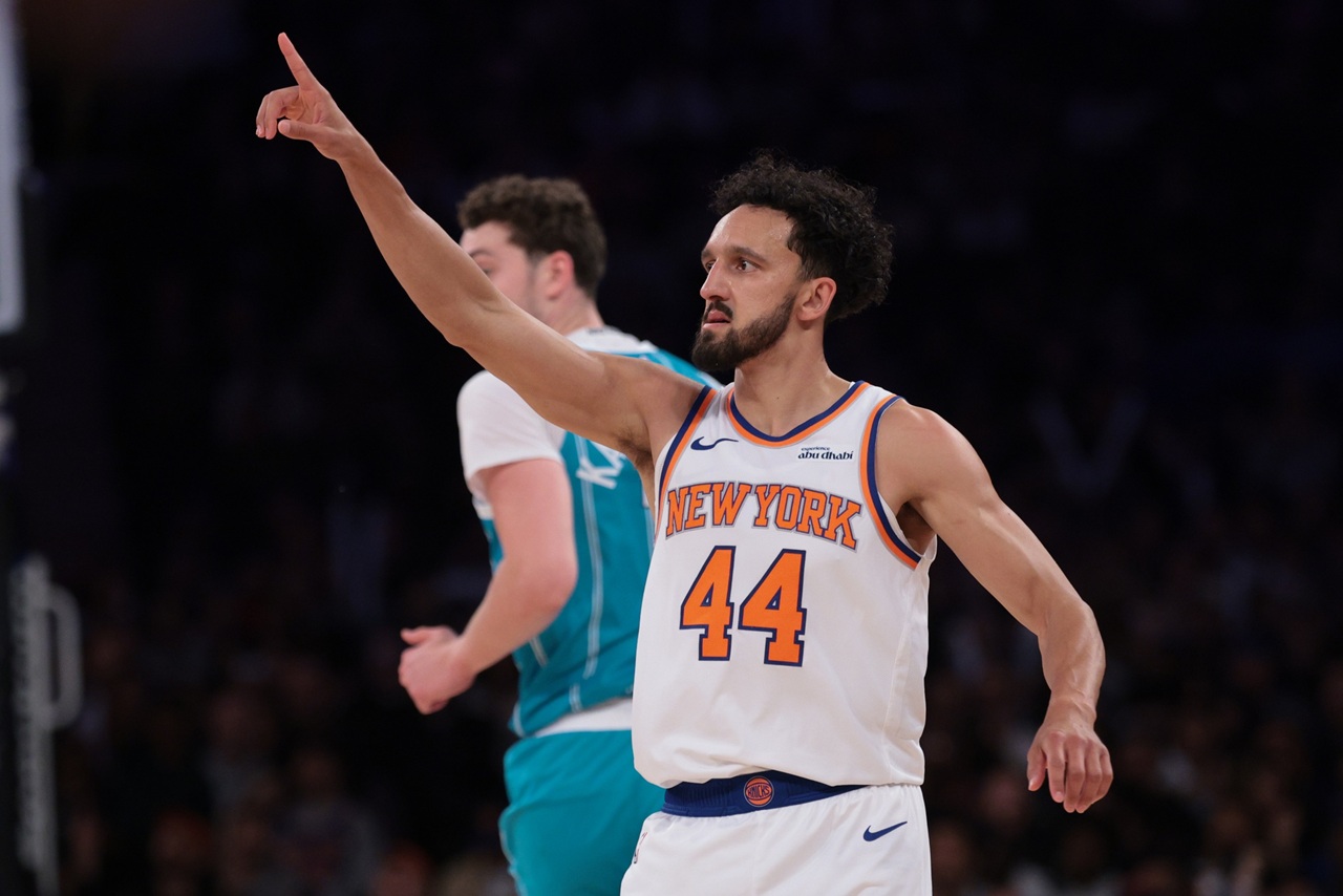 james stuwt lakers naar statement uitzege