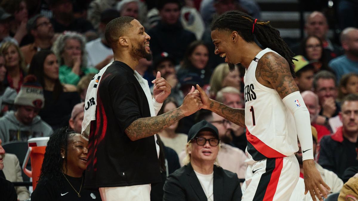 Damian Lillard viert samen met Ja Morant zijn terugkeer bij de Blazers.