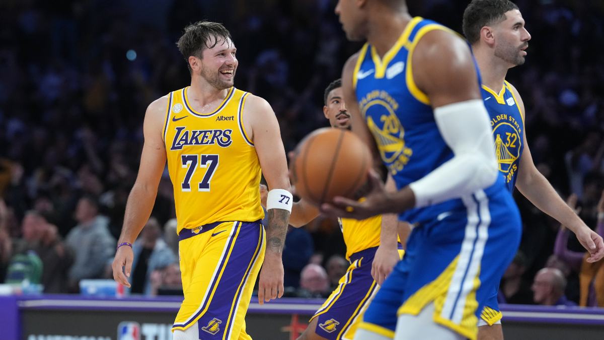 Luka Doncic had een botsing met Lendeborg