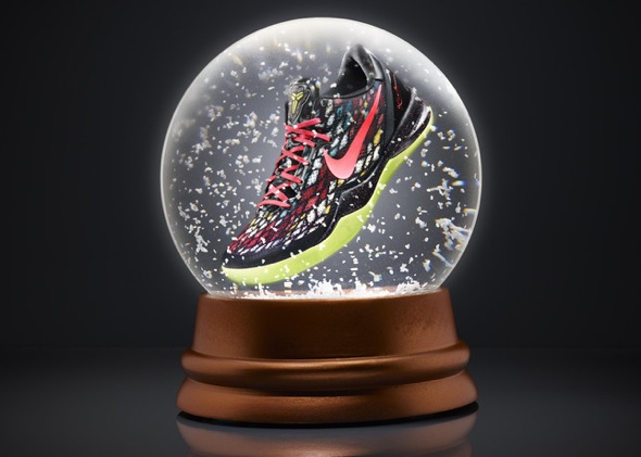 KOBE 8 SYSTEM Xmas colorway 16336