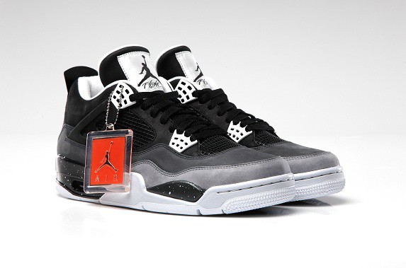 Nuevo lanzamiento: Air Jordan 4 Retro \