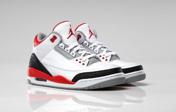 Honorable Install I'm thirsty Nuevo lanzamiento: Air Jordan 3 Retro Fire Red