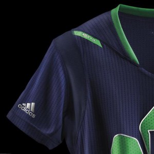 Adam Silver está seguro de que las camisetas con mangas no afectan nada al rendimiento