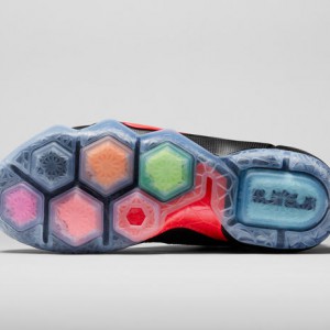 Nuevos colores de la LeBron 12