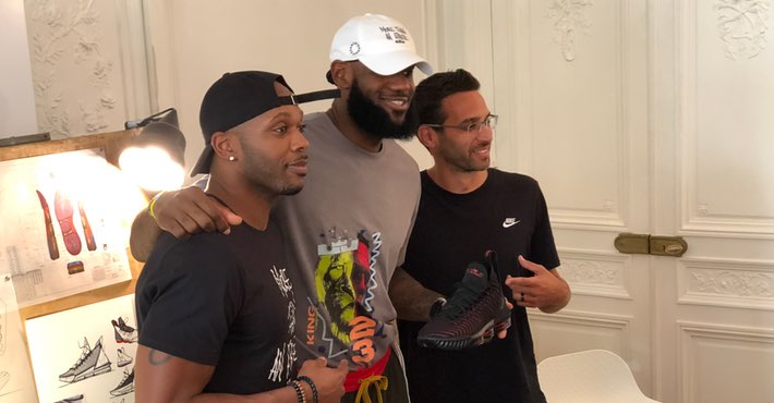 LeBron 16: el Battleknit y la altura, protagonistas