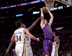 Piropos de Luke Walton al 'curro' de Ivica Zubac