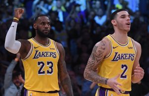 LeBron y Lonzo, primeros compañeros con triple-doble desde 2007