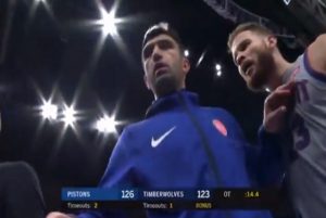 Blake Griffin se encara con un aficionado de Minnesota y este acaba expulsado