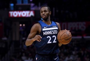 Minnesota pasa por encima de los Lakers