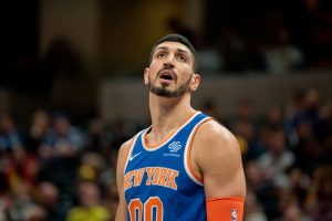 Knicks y Kings, en negociaciones por Kanter y Randolph