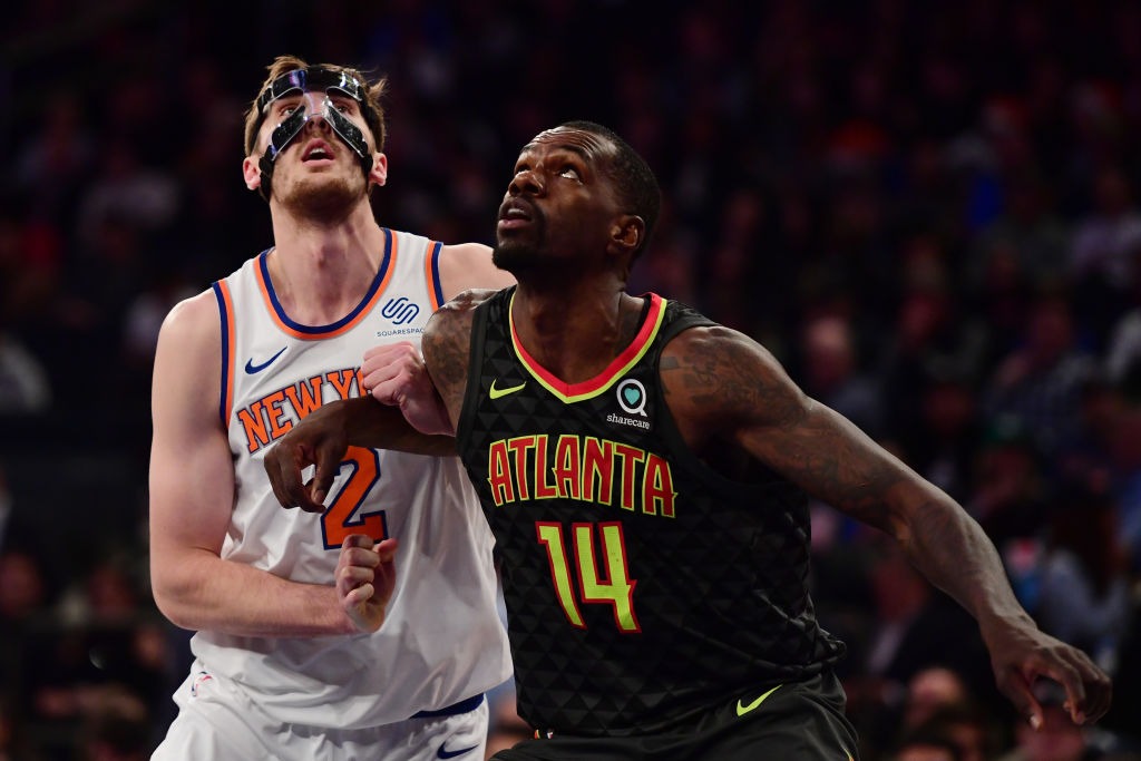 Atlanta Hawks busca traspaso para Dewayne Dedmon