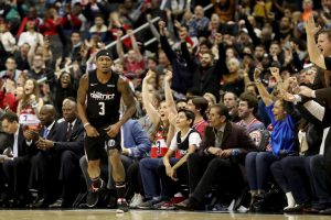 Los Sixers caen ante Washington pese al 35-14 de Embiid