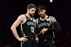 D'Angelo Russell lanza a los Nets con 28 puntos en Chicago