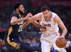 Anthony Davis mantiene la llama de NOLA con 46 puntos