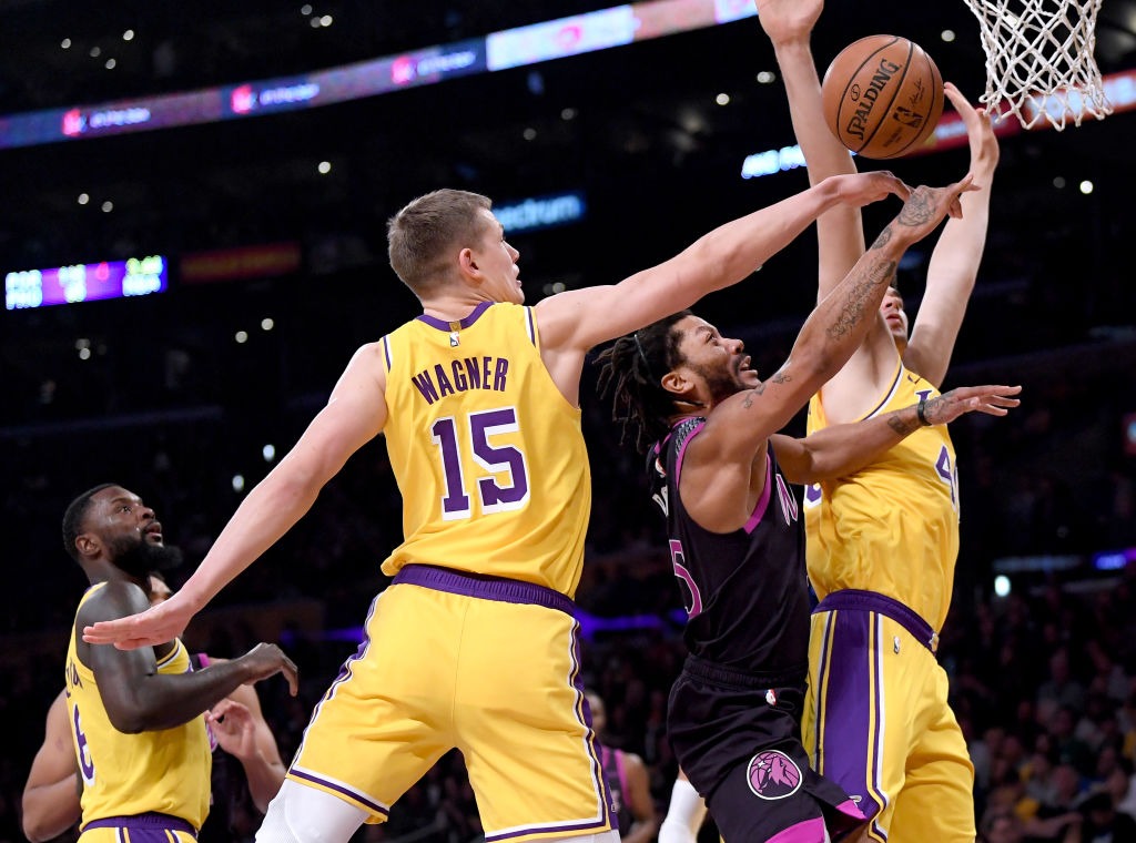 Que vuelva LeBron James o estos Lakers se despeñan