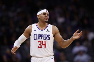 Tobias Harris lidera el triunfo de los Clippers ante los Magic
