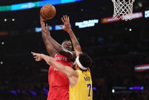 El retorno de Clint Capela, previsto para este jueves contra los Lakers