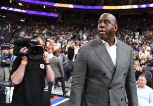 Magic asegura que los Pelicans no actuaron de buena fue en las negociaciones por Davis