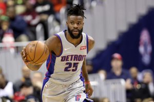 Los Lakers, interesados en adquirir a Reggie Bullock