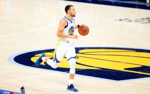 Un recital de tiro de los Warriors acaba con San Antonio (141-102)
