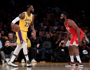 Una gran remontada de los Lakers le da la victoria sobre los Rockets