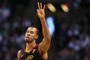 Fenomenal Rodney Hood en su debut con los Blazers