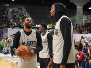 Irving explota por el análisis de su conversación con Durant