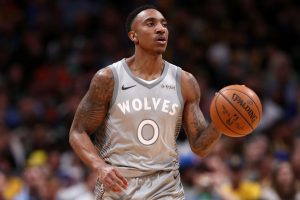 Minnesota se sobrepone a 45 puntos de Lou Williams como suplente