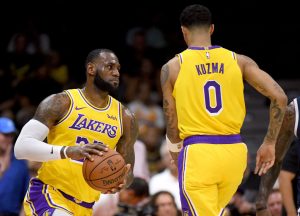 Kuzma, LeBron y la desidia: intrahistoria de un empujón