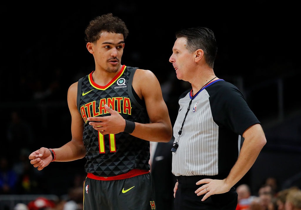 Trae Young, expulsado del Bulls - Hawks por “burlarse” de Kris Dunn