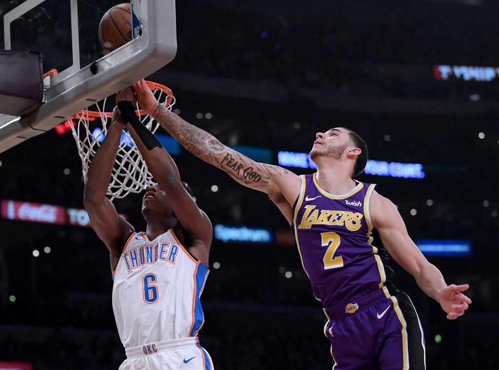 Lonzo Ball mejora, pero no jugará el resto de la temporada