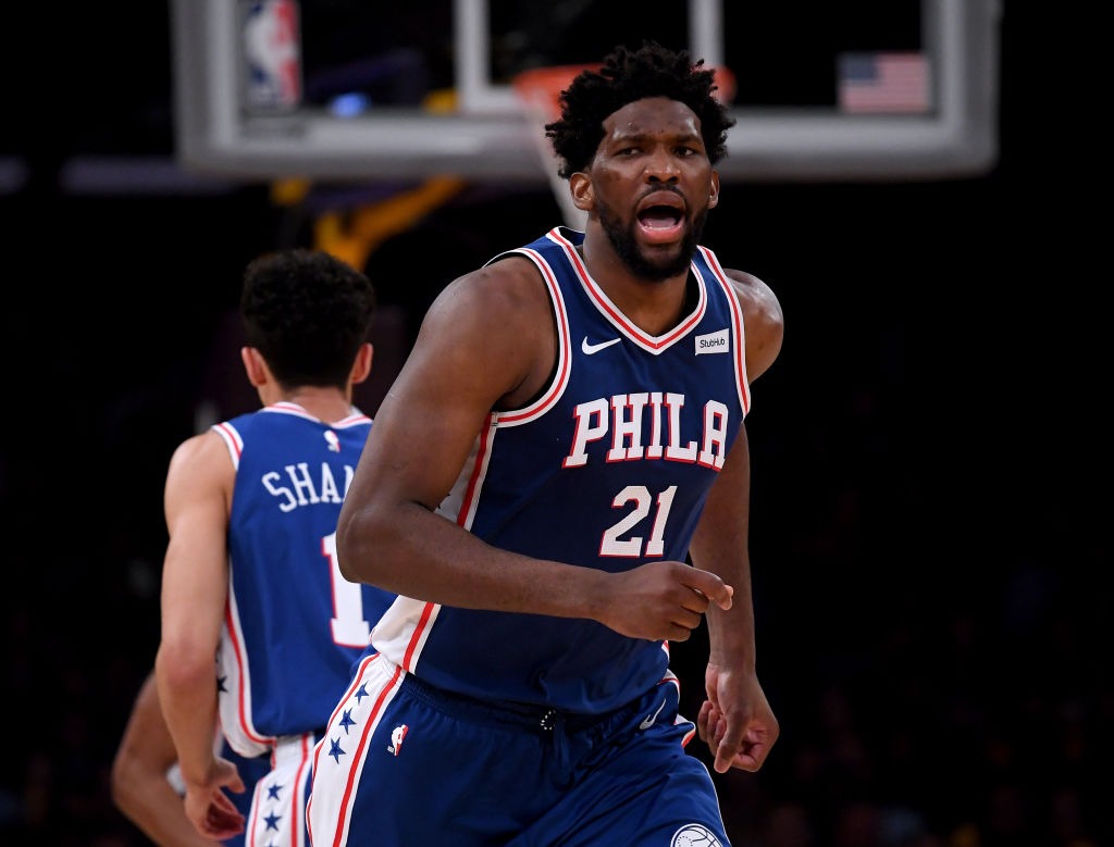 Joel Embiid podría jugar este viernes en Houston