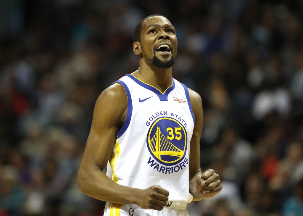 Warriors: algunos creen que Kevin Durant tiene un pie fuera de la franquicia