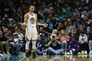 Segunda derrota en 24 horas de los Warriors; los Magic, en puestos de playoffs