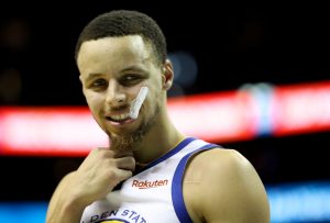 Curry cree que las derrotas les acercan al objetivo